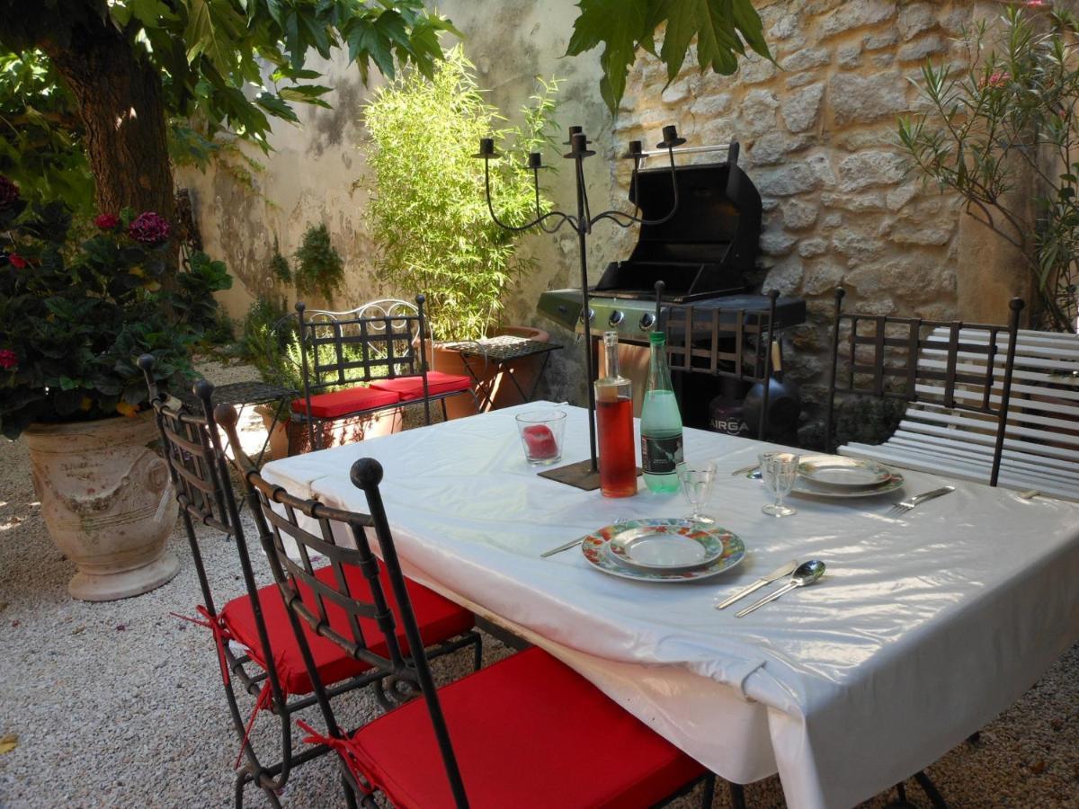Les Studios de la Madeleine Avignon Extérieur photo